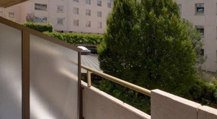 Residencia Universitaria Pare Claret Girona Rum bild